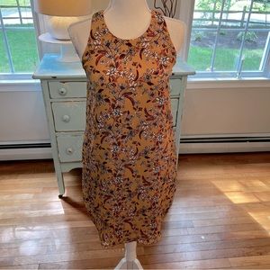 Pink Republic floral midi dress with pockets. Zip back. Small. D11